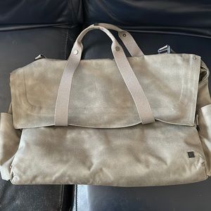 Lululemon Early Embark Duffel Nylon Large Messenger Computer Laptop